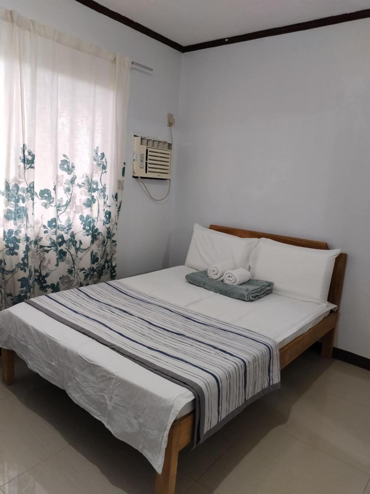 Villa Feliza Loboc Buitenkant foto