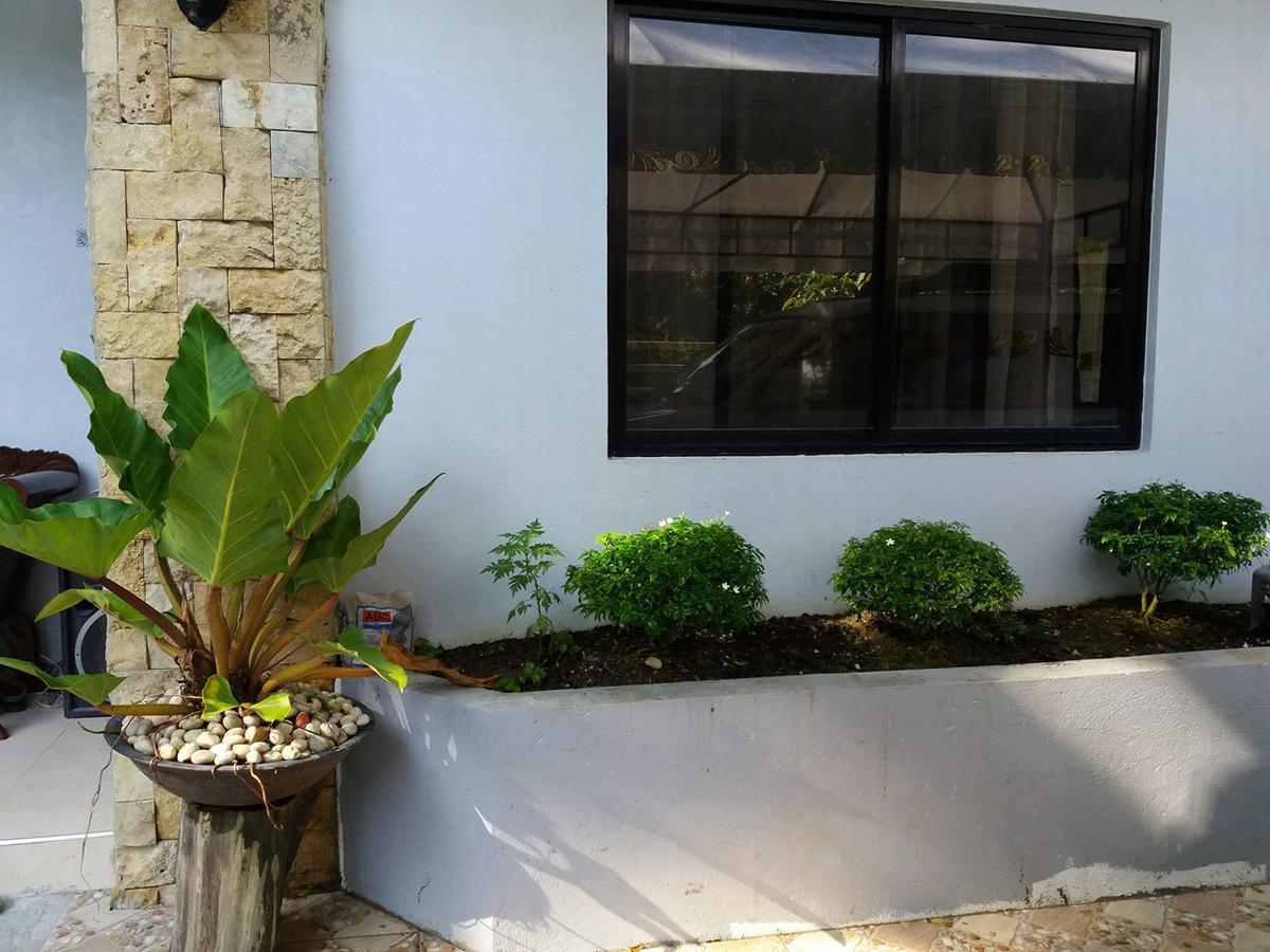 Villa Feliza Loboc Buitenkant foto