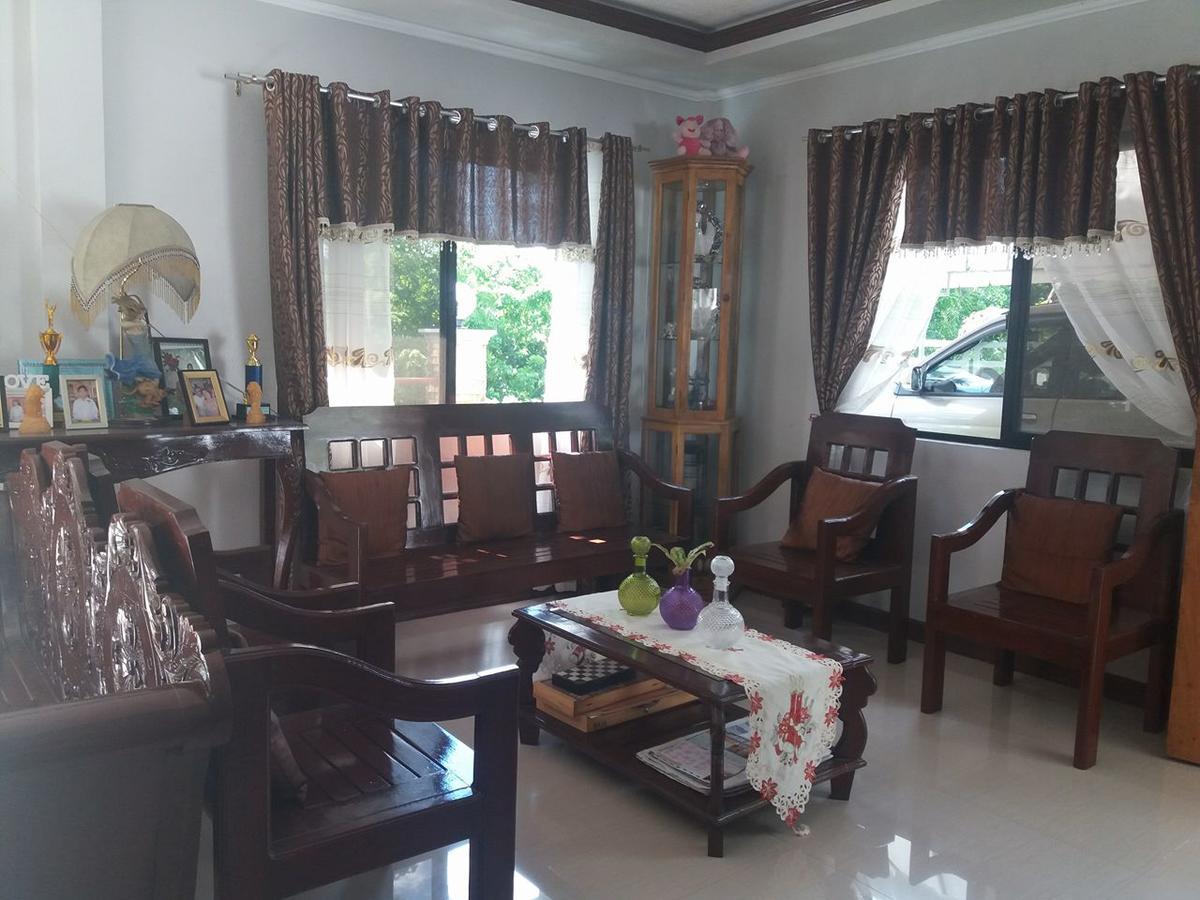 Villa Feliza Loboc Buitenkant foto