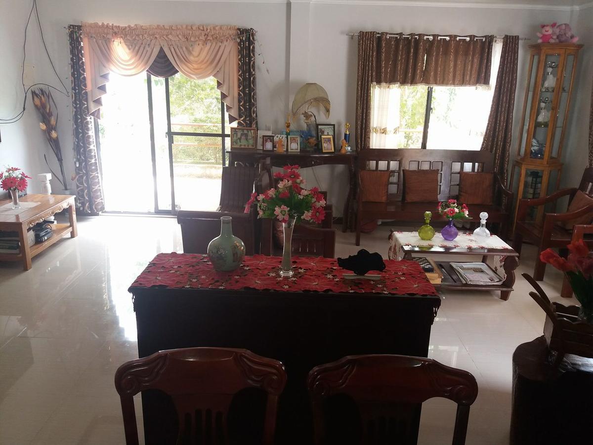 Villa Feliza Loboc Buitenkant foto