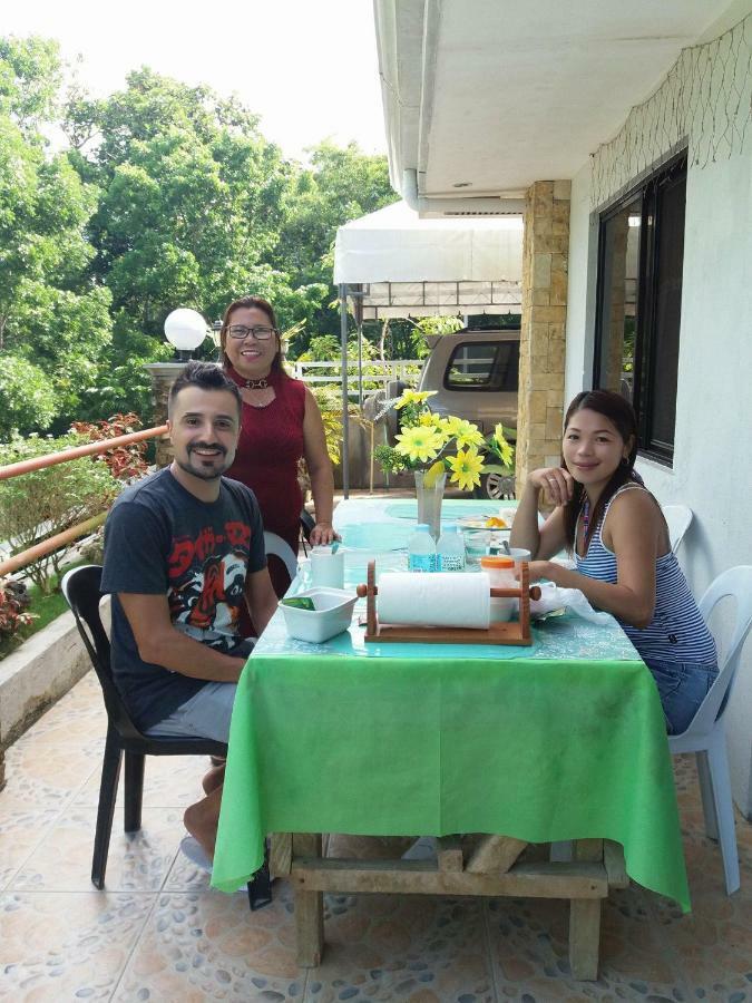 Villa Feliza Loboc Buitenkant foto